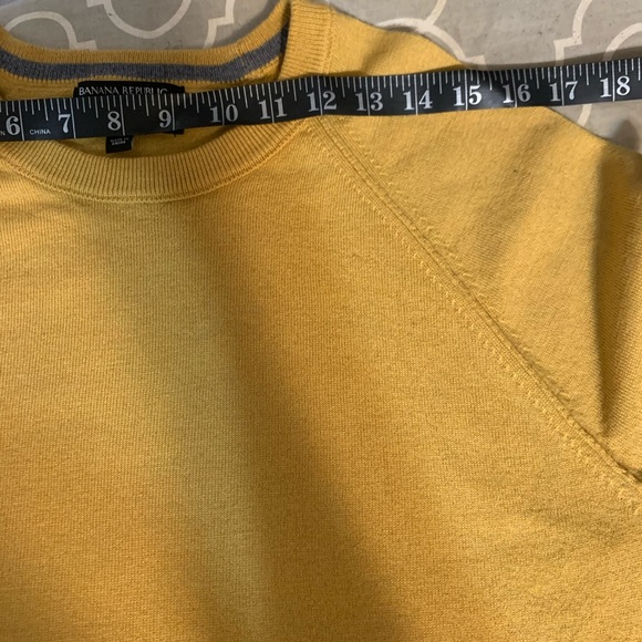 Italian Wool Sweater! - Picture 8 of 10